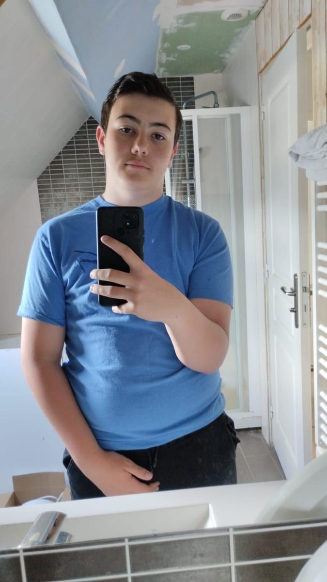 Profil von Carmelo, 39 Jahre, Gay in Cronenberg (Rheinland-Pfalz)