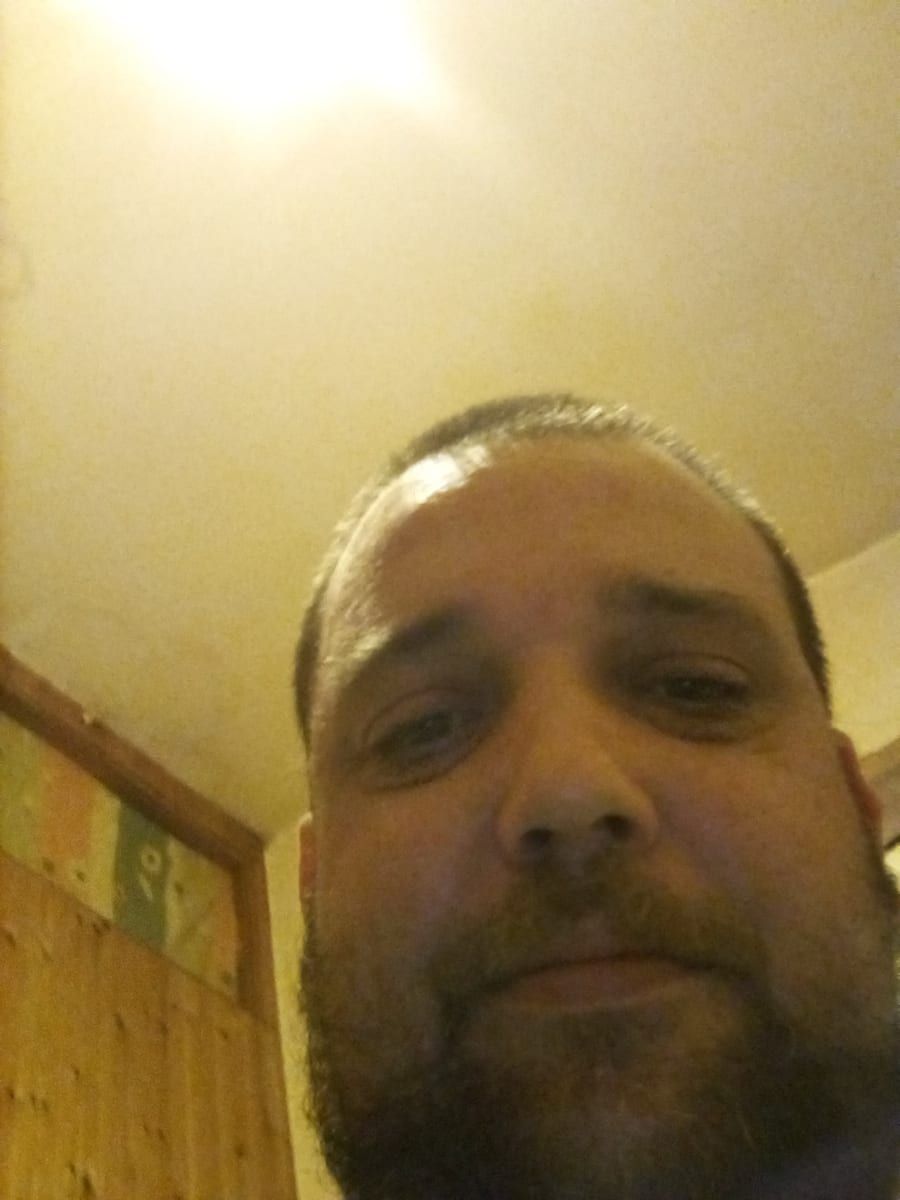 Profil von Aran, 44 Jahre, Gay in Meuspath (Rheinland-Pfalz)