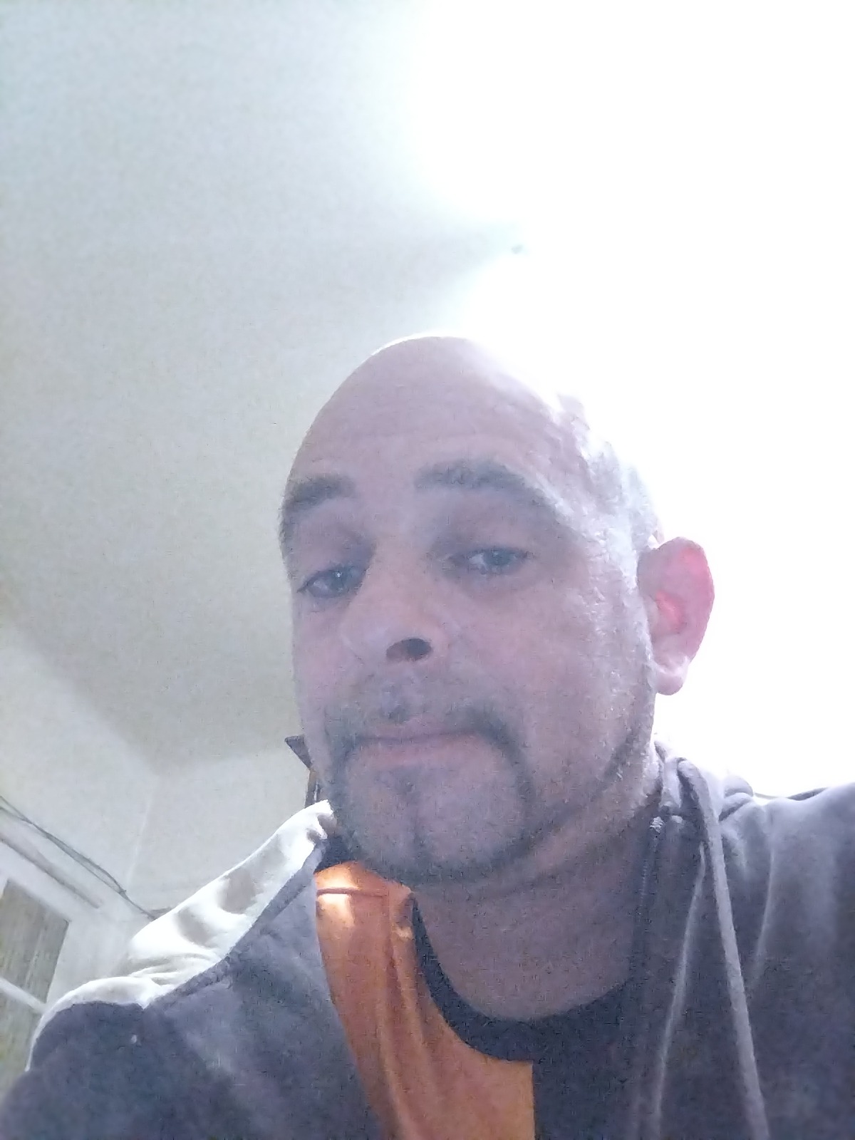 Profil von Osama, 38 Jahre, Gay in Beilingen (Rheinland-Pfalz)
