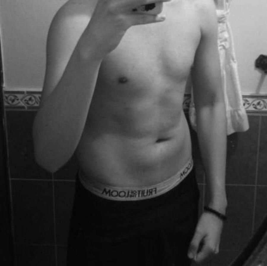 Profil von Naick, 26 Jahre, Gay in Maroth (Rheinland-Pfalz)
