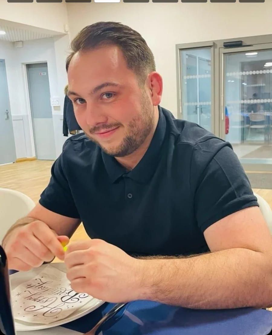 Profil von Kemy, 25 Jahre, Gay in Walterschen (Rheinland-Pfalz)