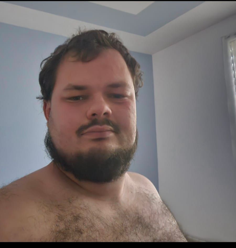 Profil von Yorrick, 39 Jahre, Gay in Urschmitt (Rheinland-Pfalz)