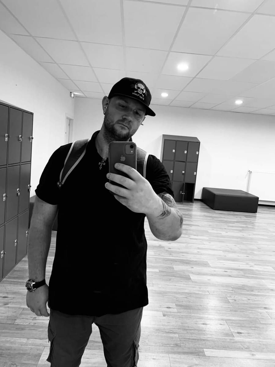 Profil von Lonnie, 26 Jahre, Gay in Mölsheim (Rheinland-Pfalz)