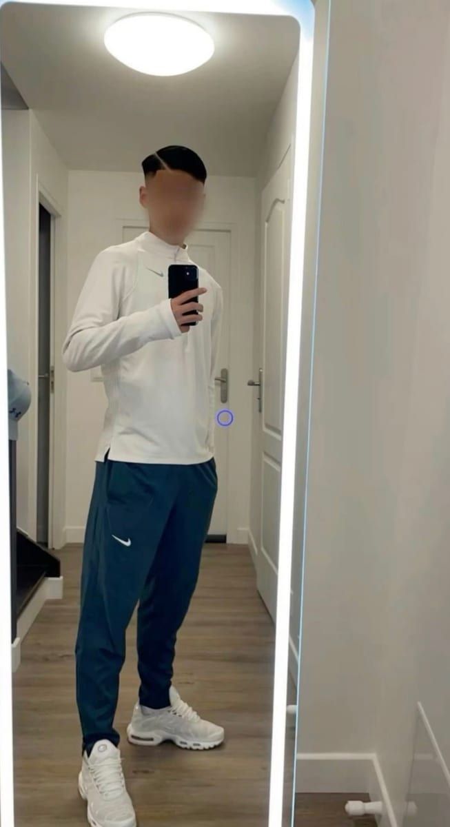 Profil von Geoffroi, 39 Jahre, Gay in Nerdlen (Rheinland-Pfalz)