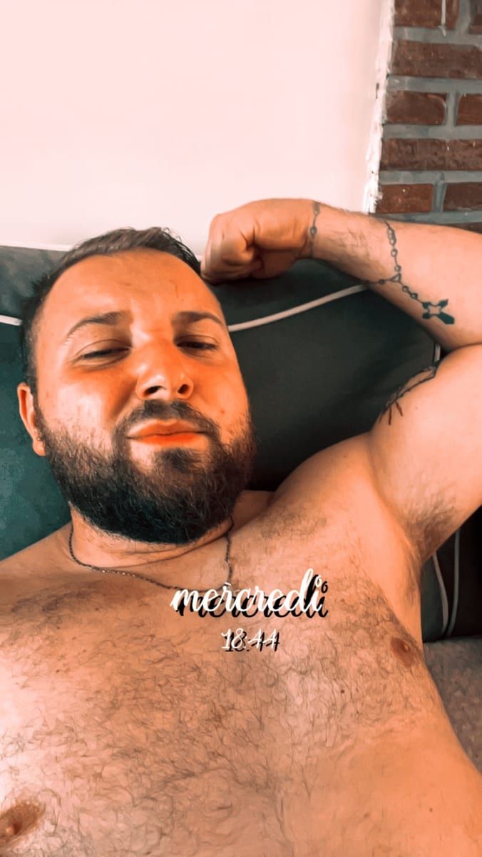 Profil von Yannis, 22 Jahre, Gay in Scheid (Rheinland-Pfalz)