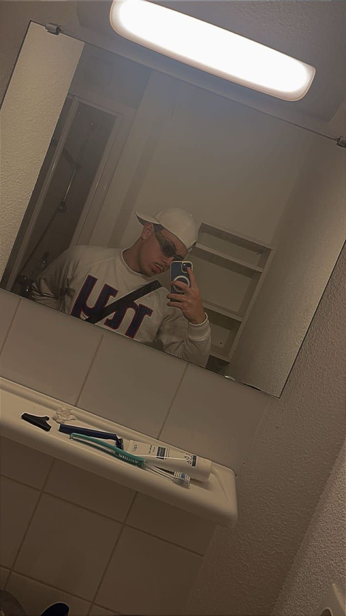 Profil von Assil, 27 Jahre, Gay in Mermuth (Rheinland-Pfalz)