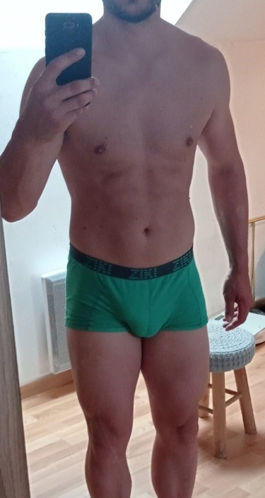 Alrik - Gay in Dierfeld Profil von Alrik, 43 Jahre, Gay in Dierfeld (Rheinland-Pfalz)