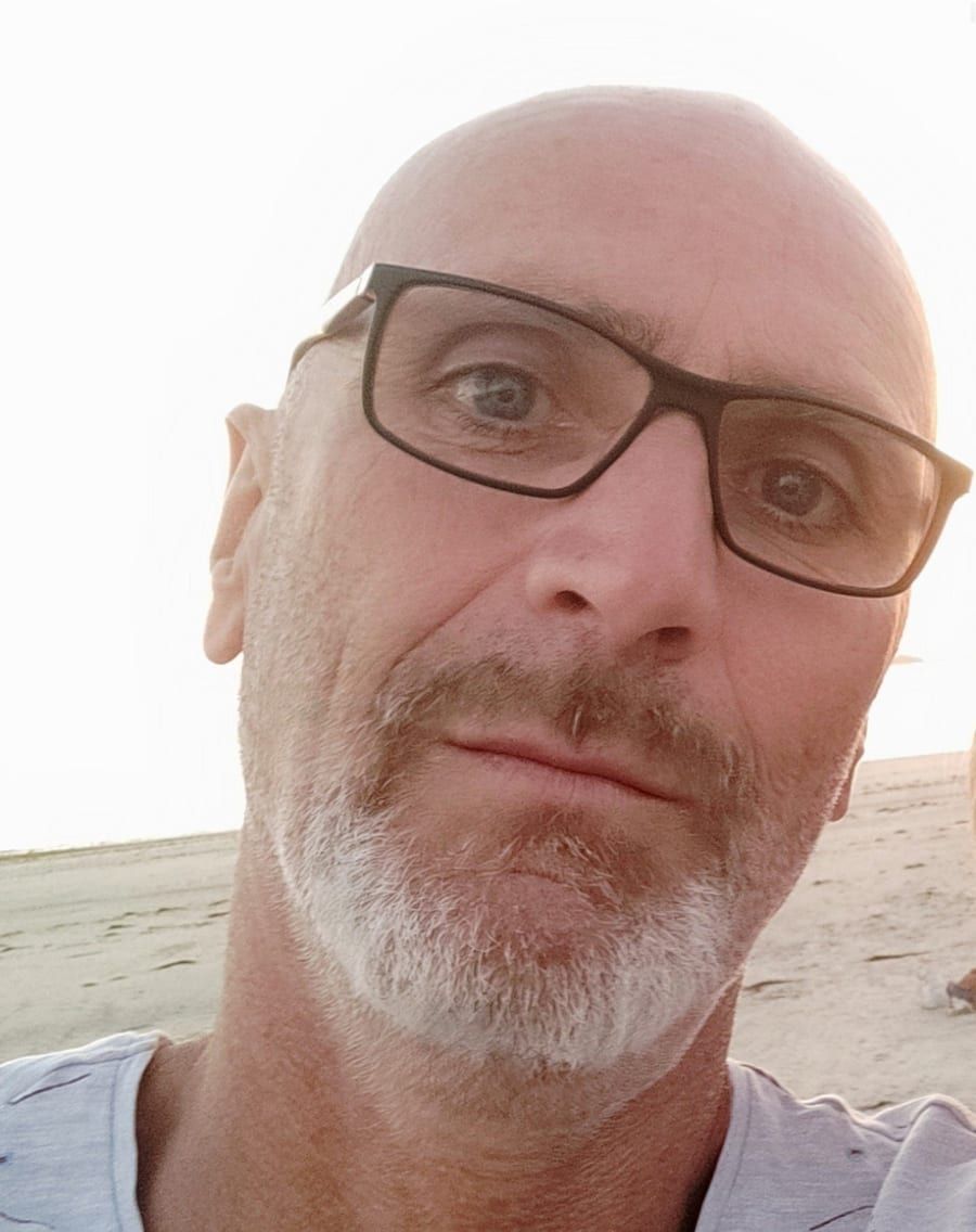 Profil von Emiland, 40 Jahre, Gay in Scheuern (Rheinland-Pfalz)