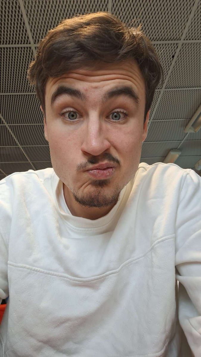 Profil von Philogene, 44 Jahre, Gay in Hellenhahn-Schellenberg (Rheinland-Pfalz)