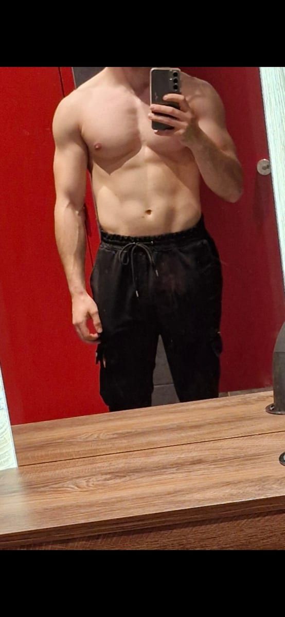 Profil von Mohcene, 36 Jahre, Gay in Seffern (Rheinland-Pfalz)