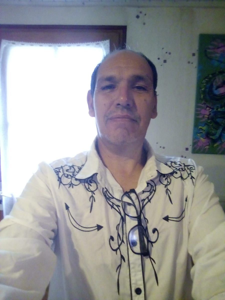 Profil von Yvane, 30 Jahre, Gay in Kundert (Rheinland-Pfalz)