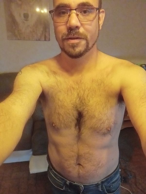 Profil von Maryus, 34 Jahre, Gay in Eckfeld (Rheinland-Pfalz)