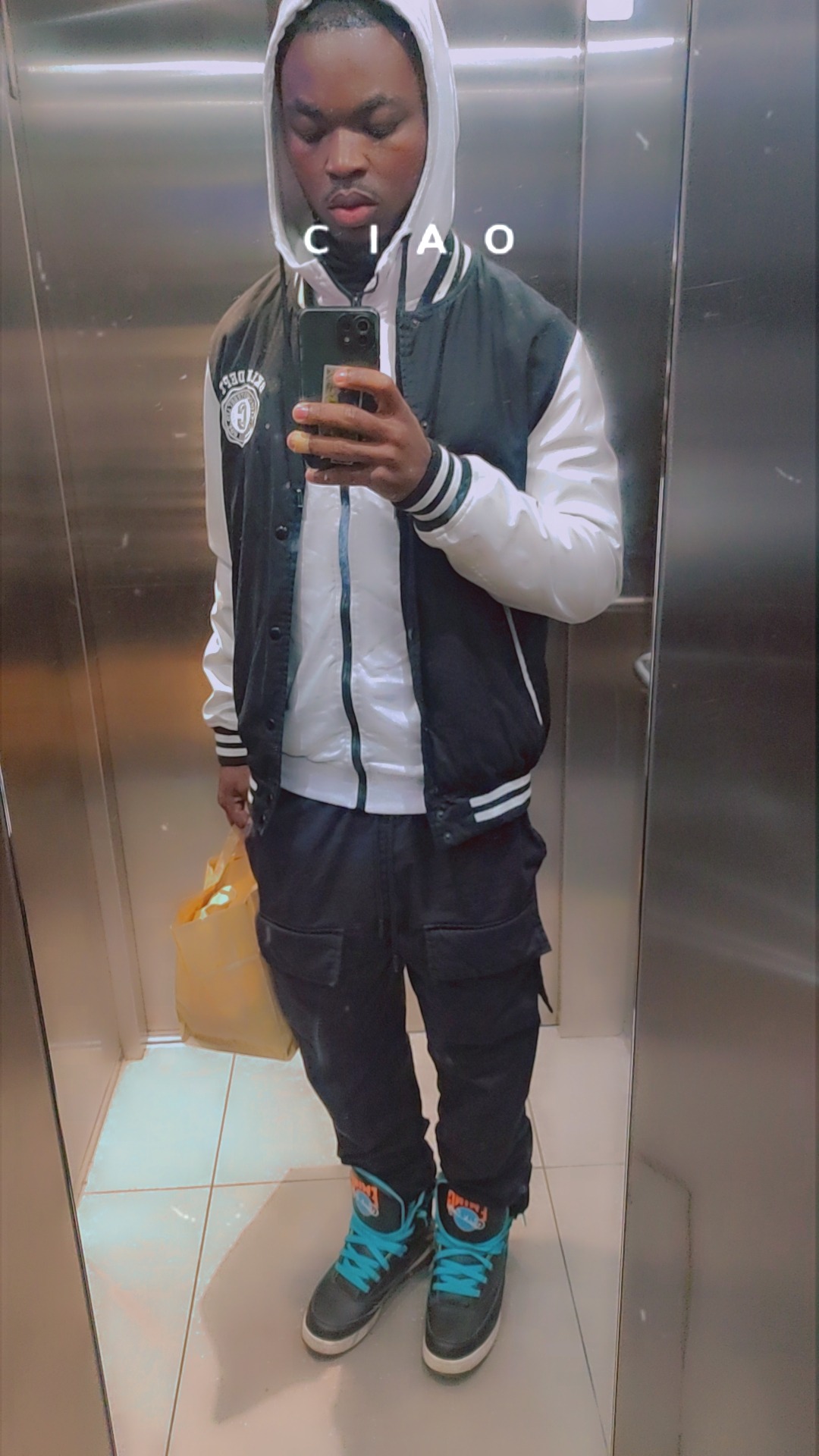 Profil von Shayne, 22 Jahre, Gay in Orbis (Rheinland-Pfalz)