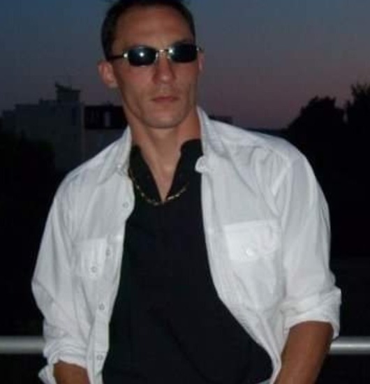 Profil von Benat, 34 Jahre, Gay in Nerdlen (Rheinland-Pfalz)