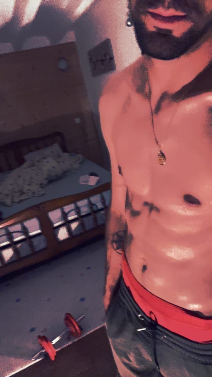 Profil von Minh, 31 Jahre, Gay in Neichen (Rheinland-Pfalz)