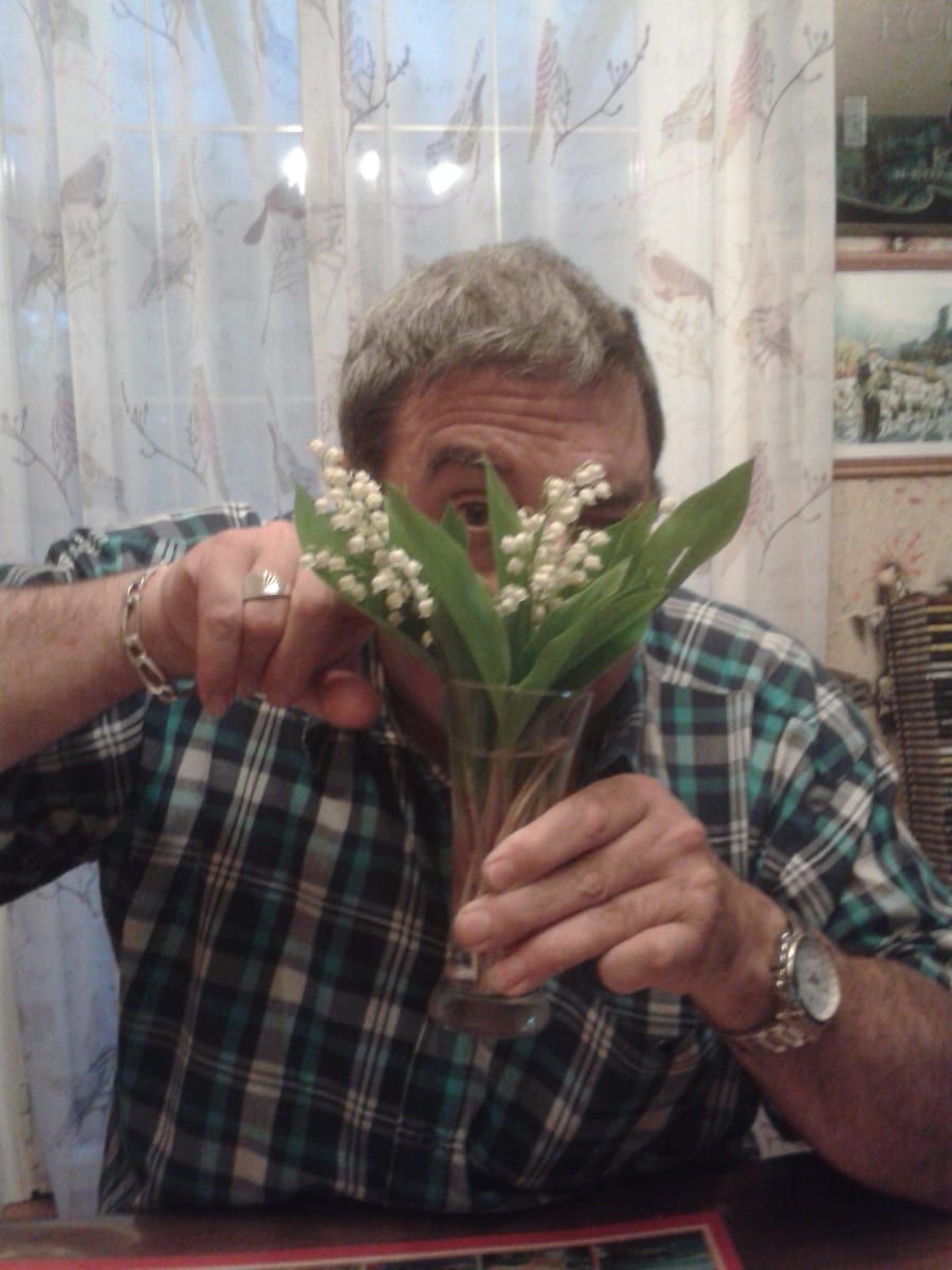 Profil von Mouhsine, 43 Jahre, Gay in Cronenberg (Rheinland-Pfalz)