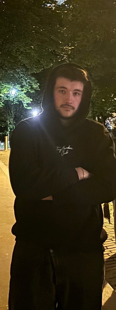 Profil von Meven, 31 Jahre, Gay in Nohn (Rheinland-Pfalz)