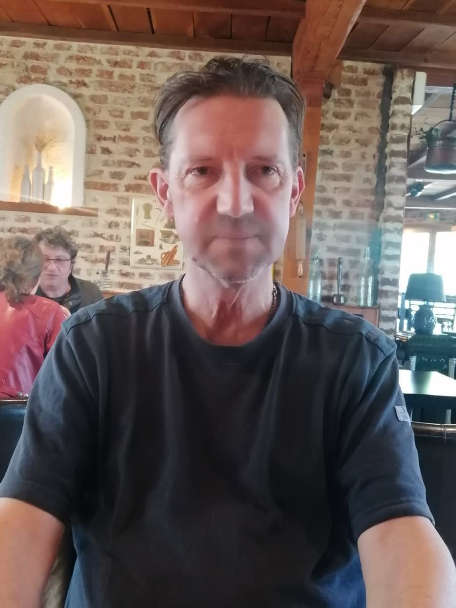 Profil von Aboulaye, 45 Jahre, Gay in Meuspath (Rheinland-Pfalz)