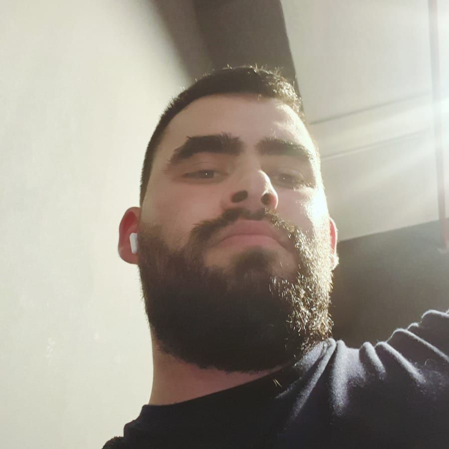Menachem - Gay in Dünfus Profil von Menachem, 35 Jahre, Gay in Dünfus (Rheinland-Pfalz)
