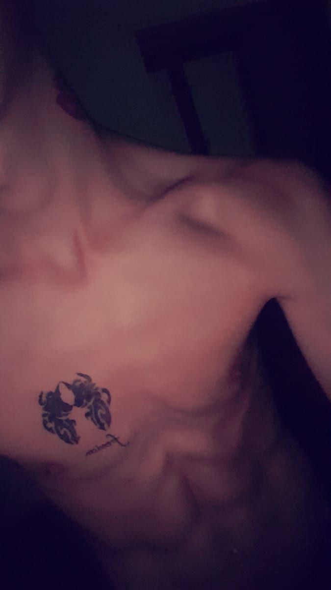 Eloim - Gay in Esch Profil von Eloim, 25 Jahre, Gay in Esch (Rheinland-Pfalz)
