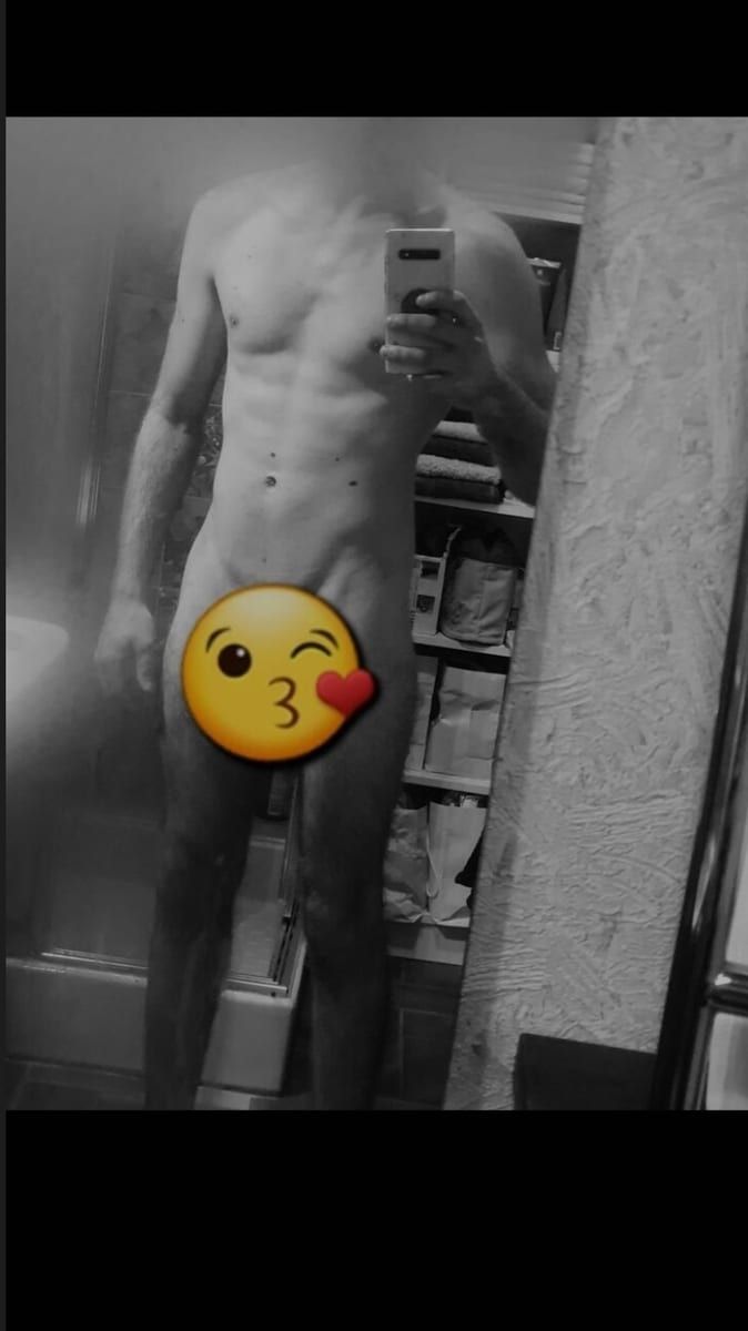 Profil von Wayne, 28 Jahre, Gay in Scheibenhardt (Rheinland-Pfalz)
