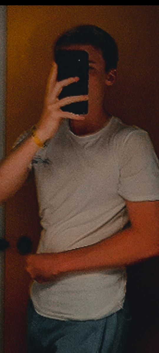 Profil von Rolf, 32 Jahre, Gay in Kümbdchen (Rheinland-Pfalz)