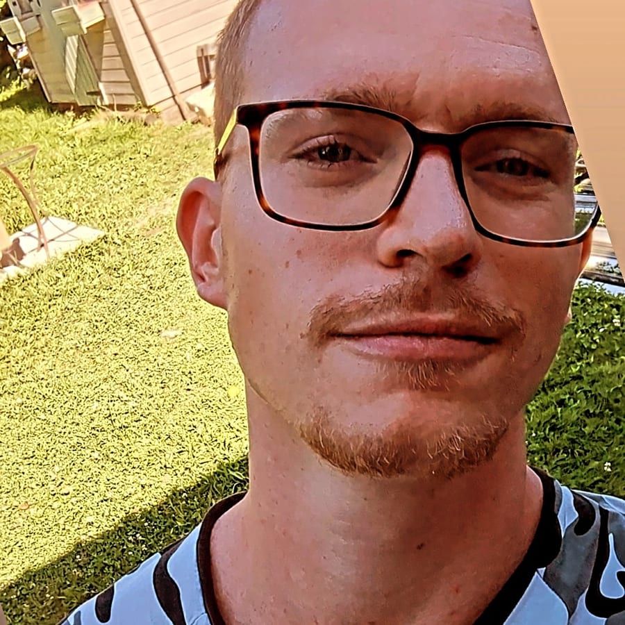 Profil von Mickel, 39 Jahre, Gay in Prath (Rheinland-Pfalz)