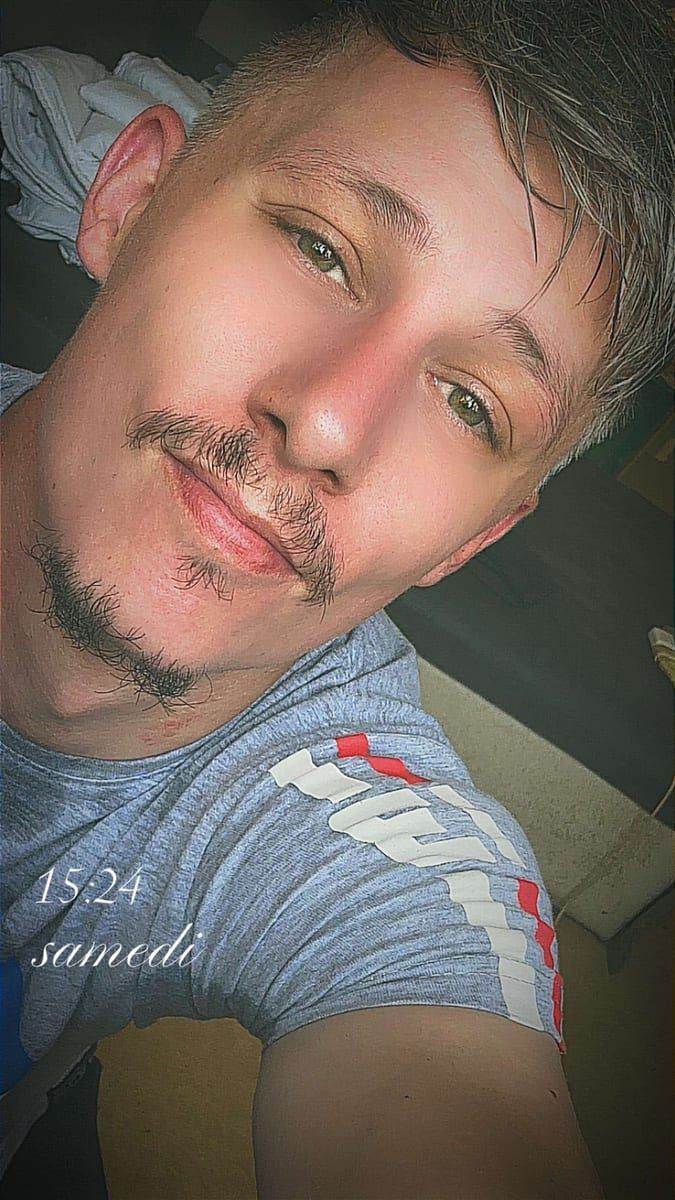 Profil von Edis, 38 Jahre, Gay in Scheuern (Rheinland-Pfalz)