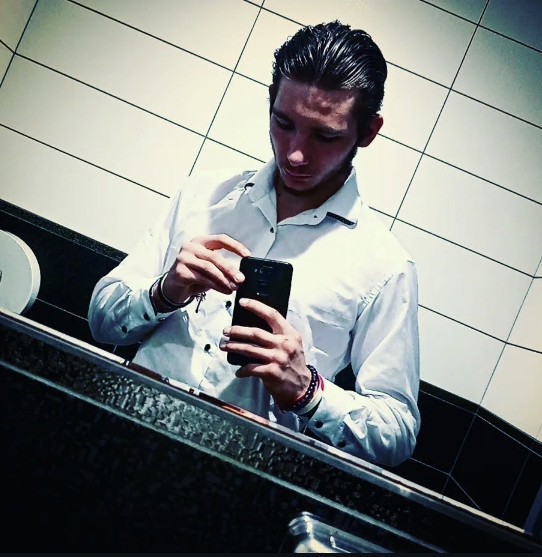 Profil von Zaire, 23 Jahre, Gay in Mörlen (Rheinland-Pfalz)