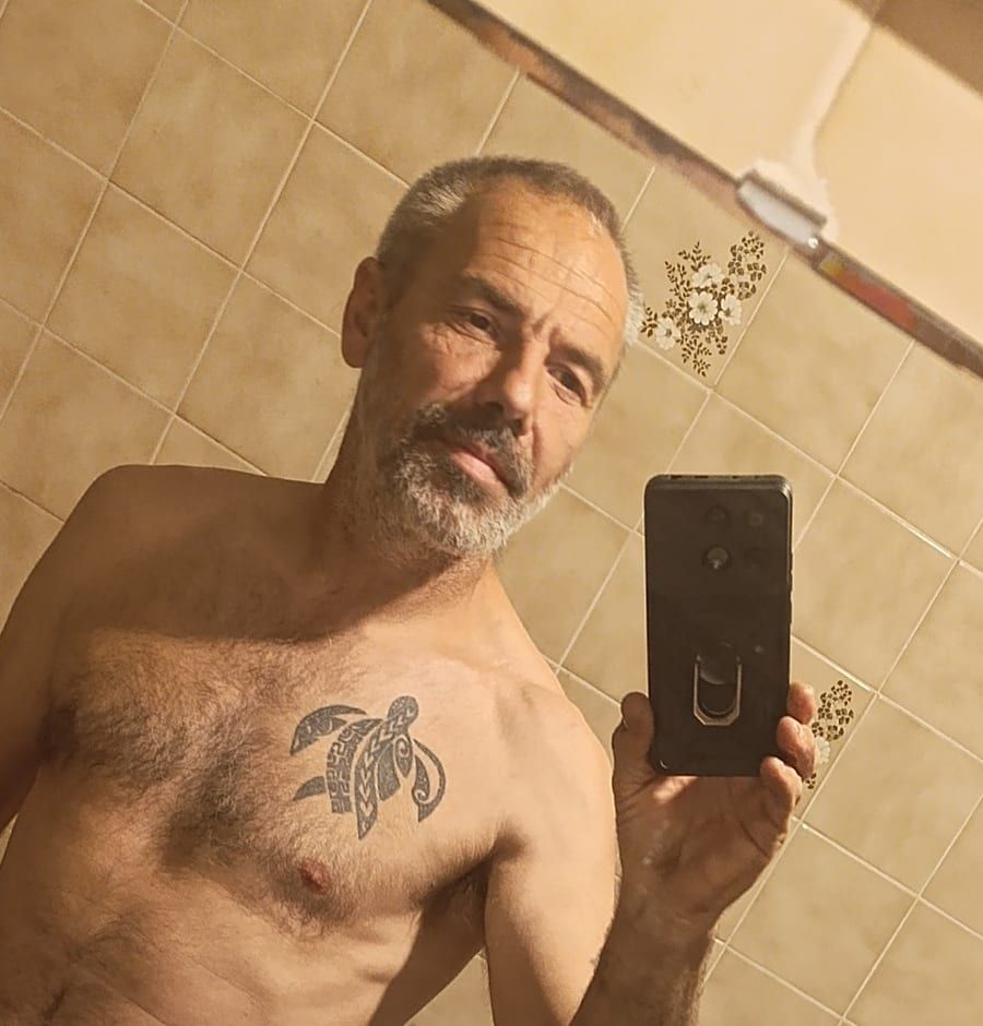 Profil von Taissir, 31 Jahre, Gay in Mermuth (Rheinland-Pfalz)