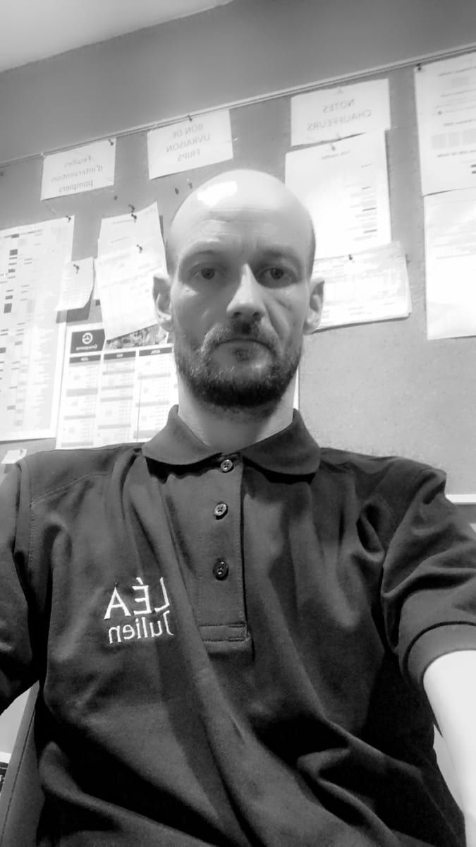 Profil von Housni, 38 Jahre, Gay in Beilingen (Rheinland-Pfalz)