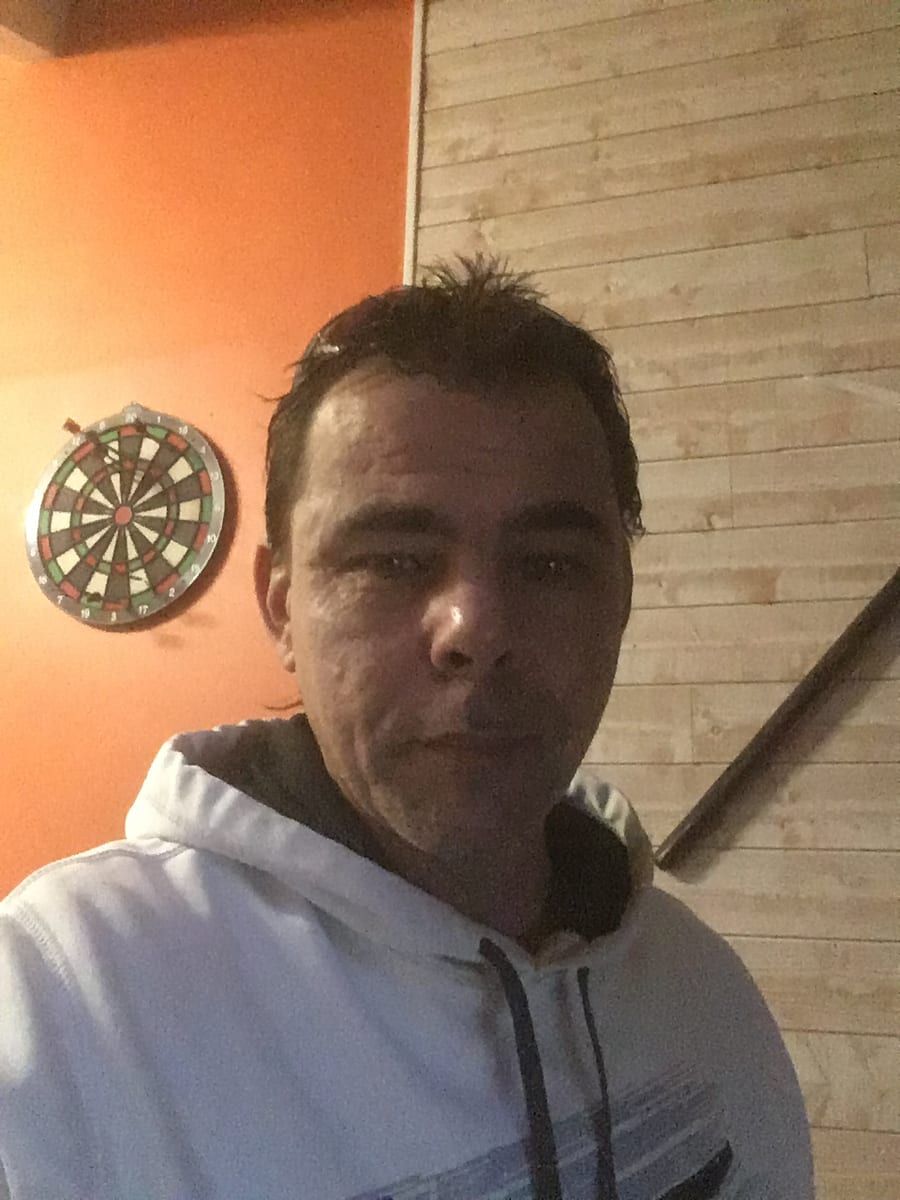 Profil von Perceval, 44 Jahre, Gay in Forst (Eifel) (Rheinland-Pfalz)