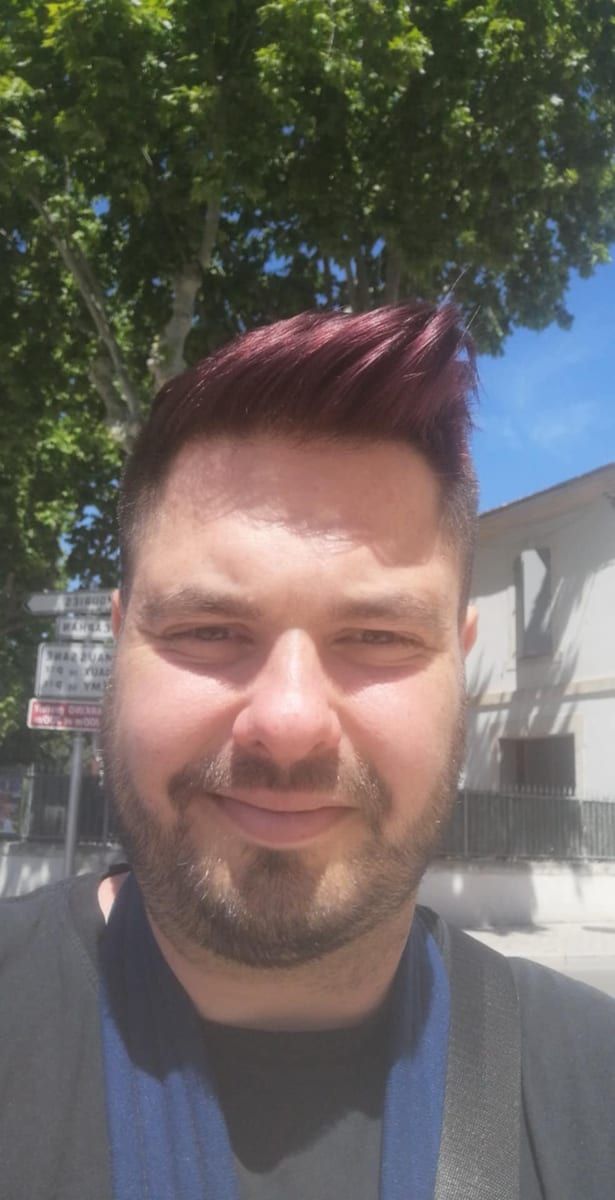 Profil von Hadj, 31 Jahre, Gay in Irsch (Rheinland-Pfalz)