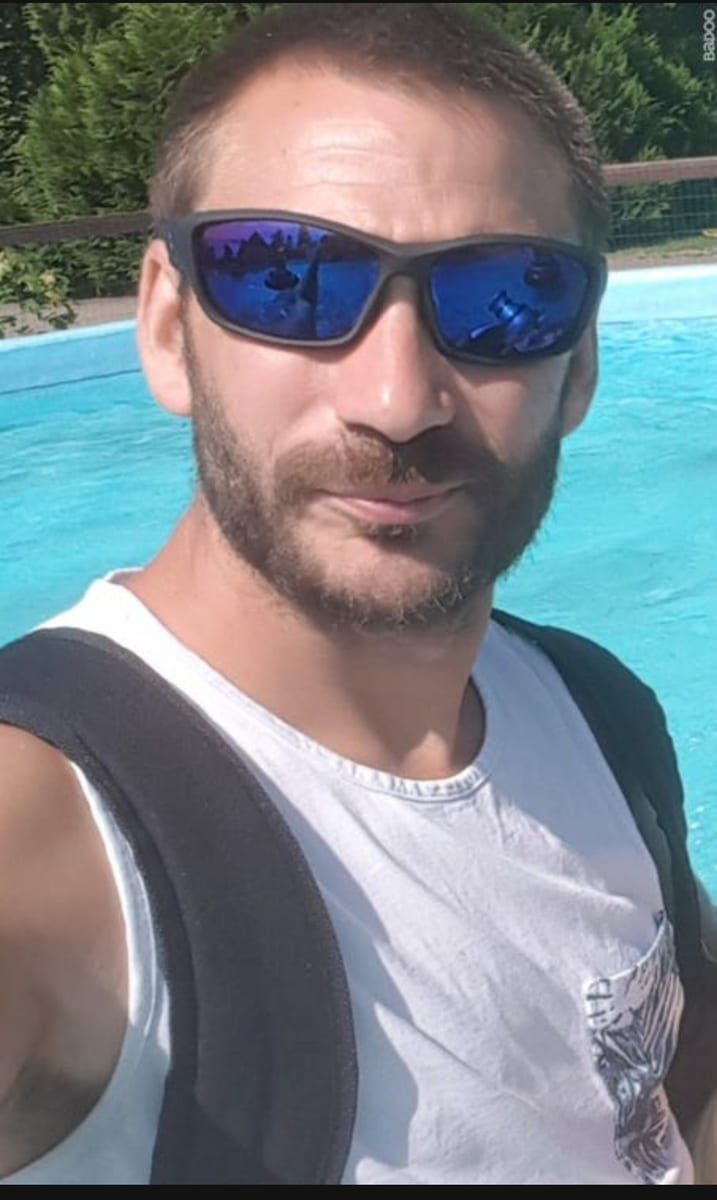 Profil von Steeven, 32 Jahre, Gay in Mörlen (Rheinland-Pfalz)