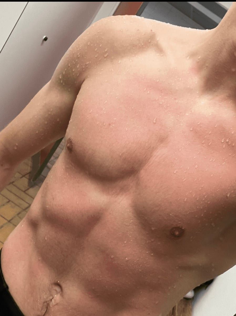 Profil von Johnson, 41 Jahre, Gay in Orbis (Rheinland-Pfalz)