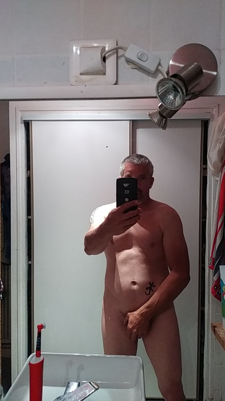 Profil von Jovanny, 28 Jahre, Gay in Winden (Rheinland-Pfalz)