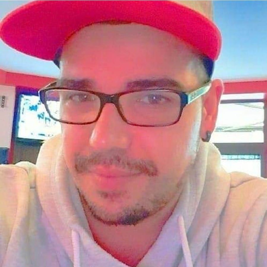 Profil von Marvin, 25 Jahre, Gay in Steineroth (Rheinland-Pfalz)