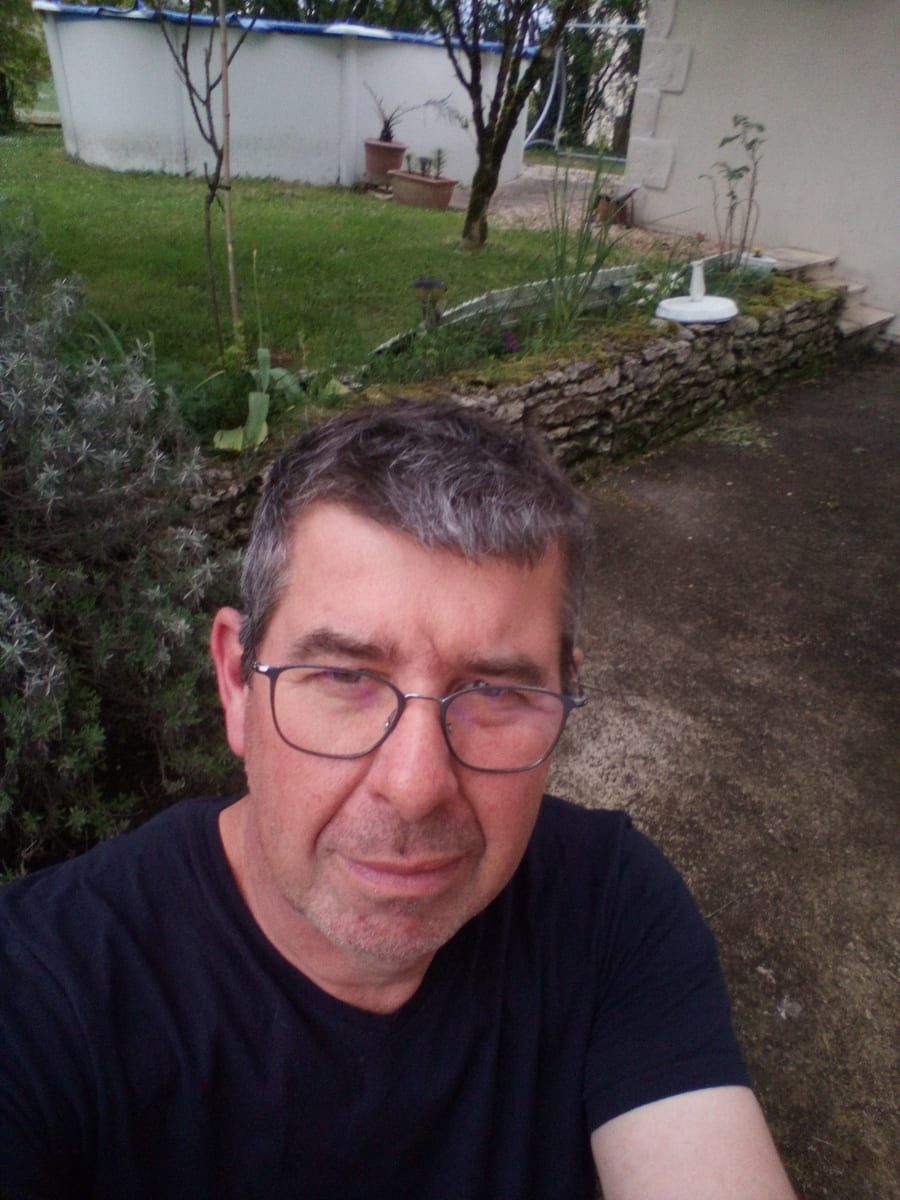 Profil von Pierre-samuel, 30 Jahre, Gay in Nohn (Rheinland-Pfalz)