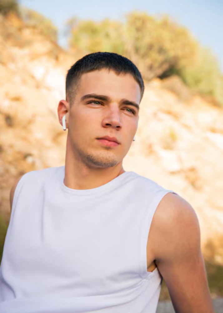 Giro - Gay in Landscheid Profil von Giro, 25 Jahre, Gay in Landscheid (Rheinland-Pfalz)