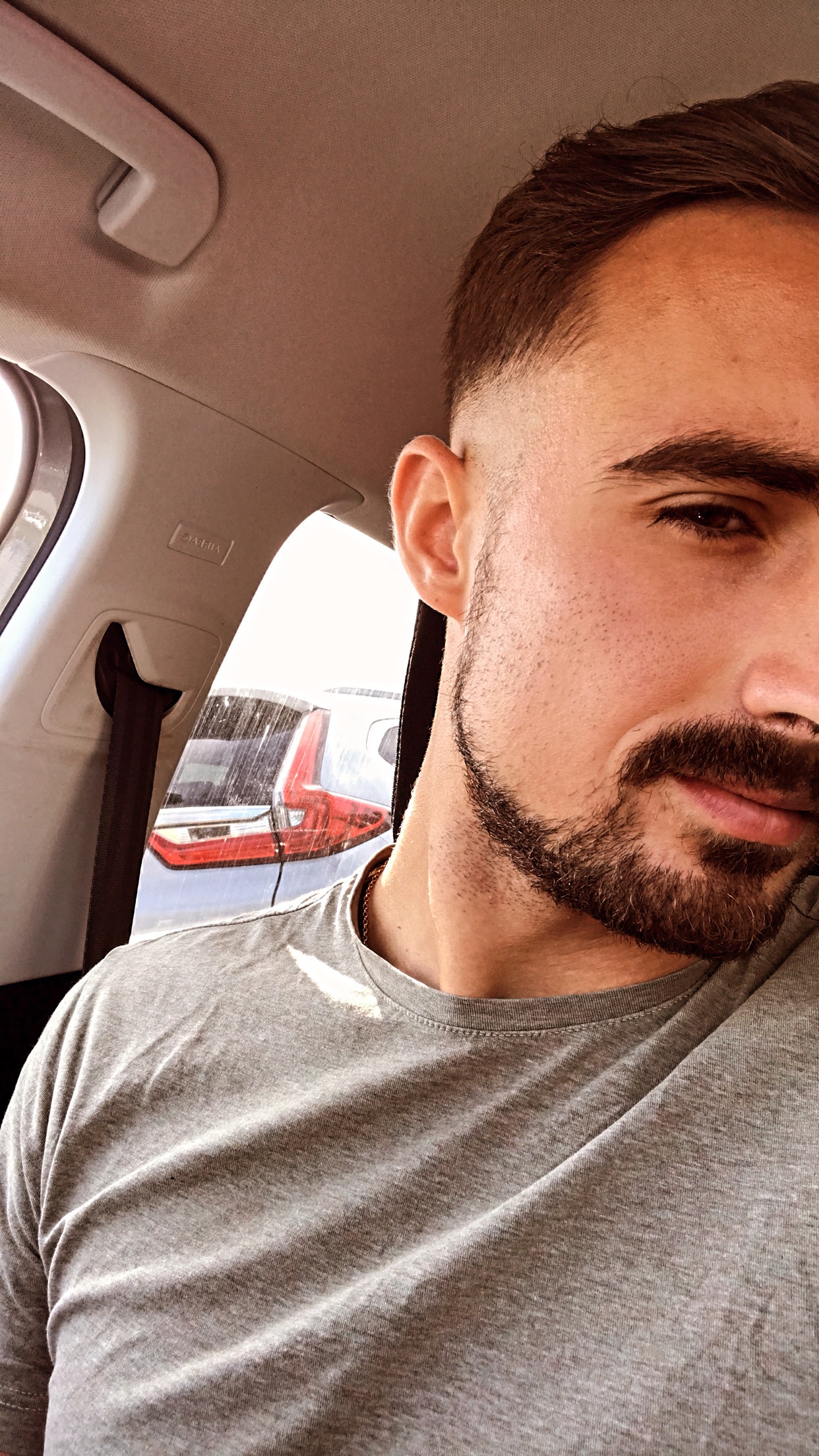 Profil von Malcom, 25 Jahre, Gay in Kundert (Rheinland-Pfalz)